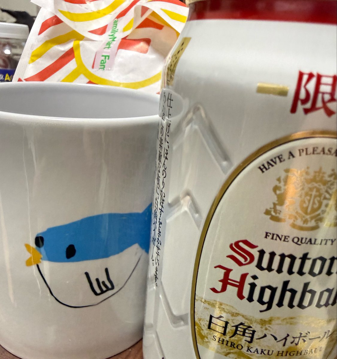 Pkoyobun's tweet photo. 🐡勝って握手のハイボル🌈💥
カンパァァァアイ😆🍺WWWW https://t.co/aw1ZMJobSe