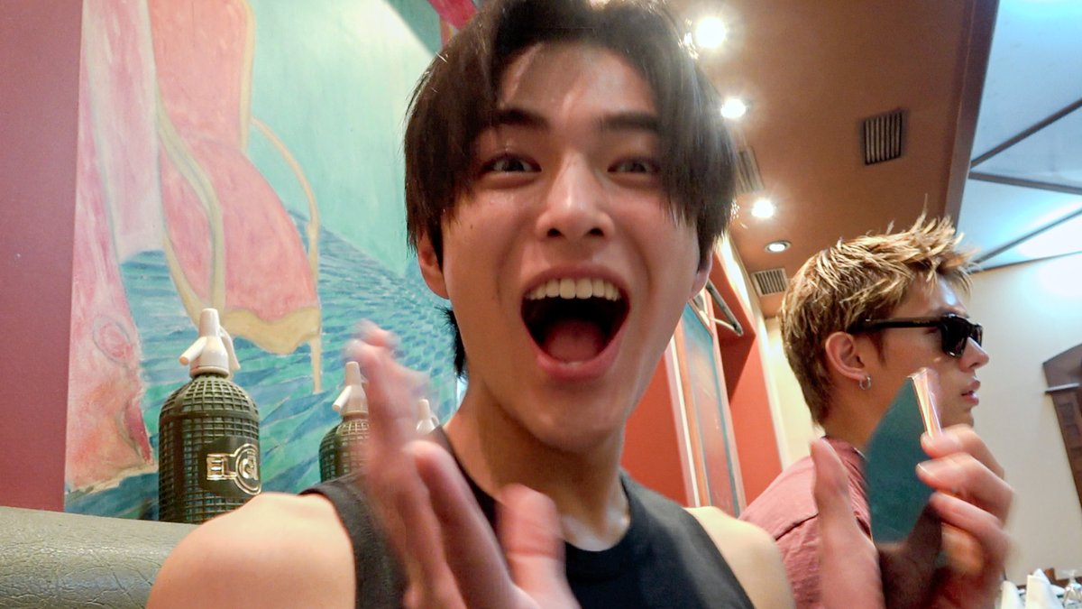 cortis_bighit's tweet photo. martin pov in barcelona
(https://t.co/9rKps35xpV)

#CORTIS #코르티스 https://t.co/GvMZQMvYN7