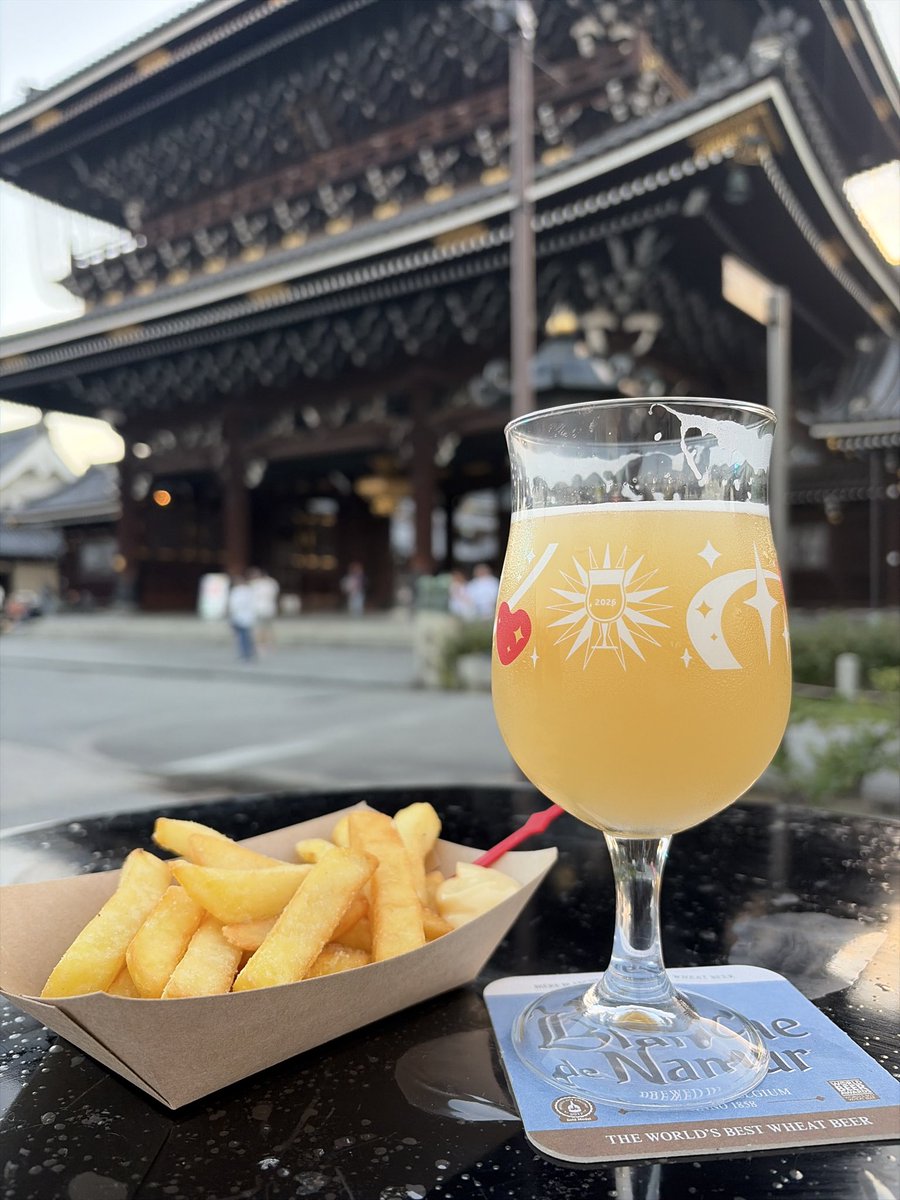 marco_DM0217's tweet photo. 昨日と今日連休中働いて

並んでた私ですら疲れたから
パンフェスの店員さん大変だっただろうなと思いを馳せたりした🥖

仕事終わりに飲んでく🥳
疲れたからビールうっっまい🍺✨ https://t.co/tFv6iBDDPs