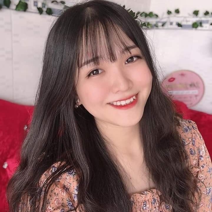KasandraPasoi's tweet photo. smiles that cost zero effort are totally suspicious. what song fits this https://t.co/sFwZSNbHQR