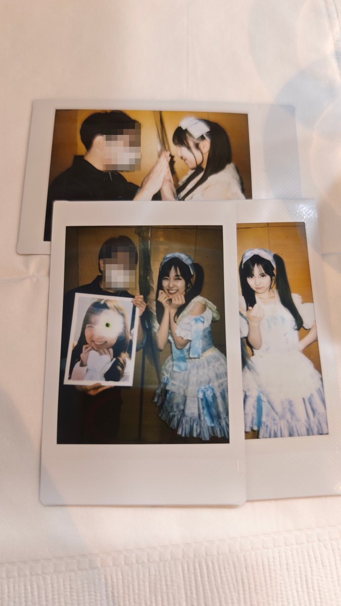 sumika_fan05's tweet photo. ウラハラ再現😆フラッシュで穴あきました笑
キスパティガチで嬉しい #横山かのん https://t.co/eOACaCvKQT