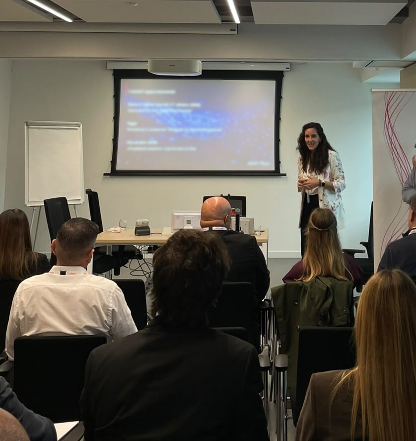 OpenFiberIT's tweet photo. La decarbonizzazione è una sfida che si vince insieme. Con #ZeroEmissioniMassimaConnessione abbiamo coinvolto alcuni dei nostri partner in un percorso di condivisione e confronto per definire target climatici e azioni concrete di riduzione delle emissioni. #NetZero2040 https://t.co/fjB2WiPwmj