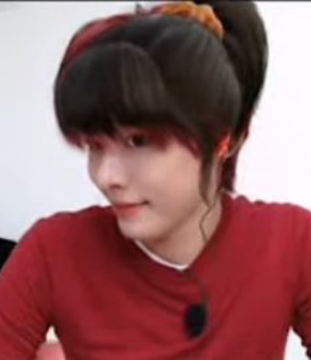 milesmileee's tweet photo. he looks like ai-chan back then 😭😭😭 https://t.co/bjlZ7J3XM1