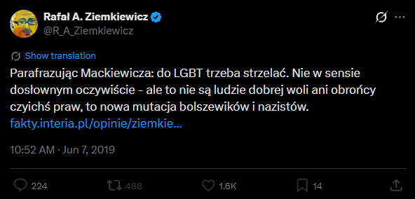 widzimysiejutro's tweet photo. Porównywanie nazwania przeze mnie Ziemkiewicza "cwelem" do nazwania Dobrosz-Oracz "kurtyzaną" przez Berkowicza jest intelektualnie ułomne.

Berkowicz odpowiedział chamską obelgą na zwykłe pytanie. Ja zareagowałem w ten sposób, bo Ziemkiewicz bezczelnie drwi z wdowy po brutalnie zamordowanym polityku.

I nie jest to jego pierwszy wyskok. Naprawdę bronicie typa, który:

- Pisze, że "do LGBT trzeba strzelać" (nie w sensie dosłownym oczywiście - HEHE).   
- Nazywa kobiety o innych poglądach "rozhisteryzowanymi" i "zaplutymi z nienawiści starymi babami".   
- Ma na koncie prawomocne wyroki za zniesławienie, w tym za wyzywanie ludzi od "padliny".   
- Obrzydliwie bagatelizuje wykorzystywanie seksualne słowami: "kto nigdy nie wykorzystał nietrzeźwej niech rzuci pierwszy kamień".  

I ten typ jest zapraszany do Kanału Zero żeby rozmawiać o mowie nienawiści i cenzurze XD

Absolutnie obrzydliwa postać, która dawno powinna być wykluczona z zapraszania do jakichkolwiek mediów.

Nazwanie go "cwelem" to zwykłe niedomówienie.