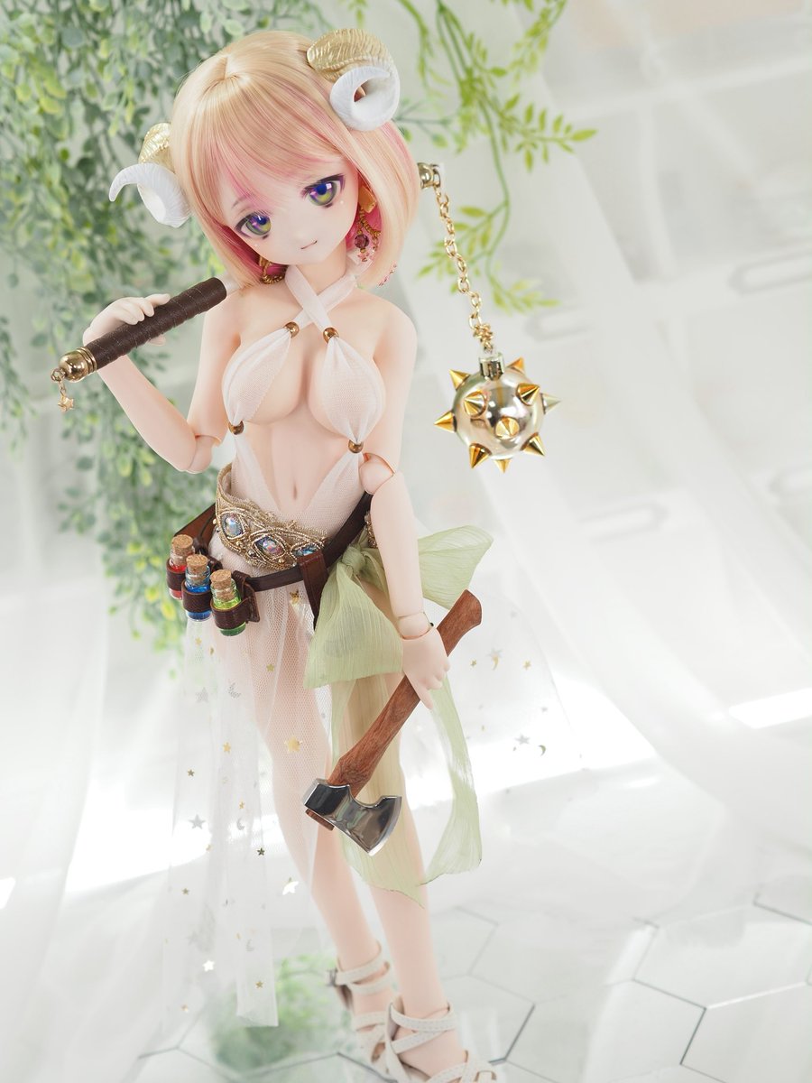 rumbutan41's tweet photo. 物理で片をつけるタイプ

#snows_room https://t.co/acOkRtYxTf