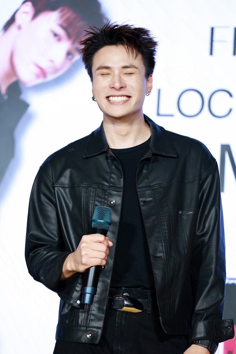 bbellkw's tweet photo. 111026

คนที่หัวเราะตาปิดได้น่ารักที่สุด😆

#FriendlyMexMichael
#michaelkvs ₊  🧸🍑 ⋅ ˚ https://t.co/i8LYJqVUS7