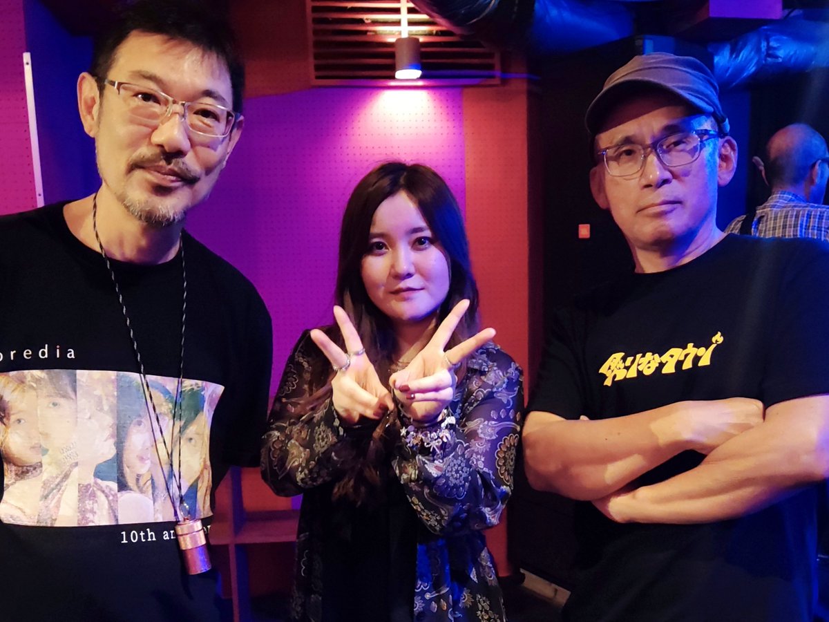 hori1965's tweet photo. ぽっちゃりXtina姐さんと🎤
#xtina
#geezer
#町田SDR
#安心して下さい履いてますよ
#predia Tシャツ
#炙りなタウン Tシャツ https://t.co/jhWyi8gd1U