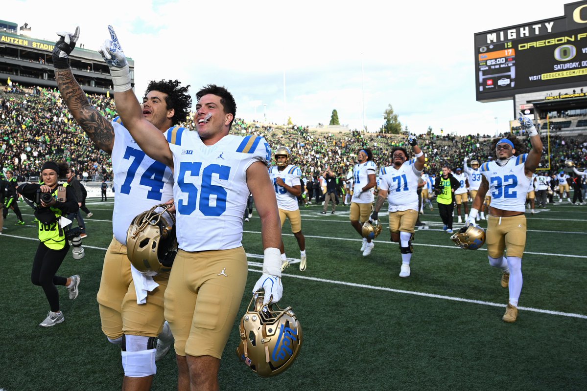 CamMellor's tweet photo. Our @PFN365 highest-graded offensive lines through 6 weeks:

UCLA: 93.2
Missouri: 92.5
Houston: 90.9
Iowa: 90.3
Army: 90.1
Utah: 90.1
Notre Dame: 89.5
Virginia: 86.9
Duke: 86.6
Kansas State: 86.5
Ole Miss: 86.4
Oregon State: 86.0
Kentucky: 85.9
BYU: 85.7
Illinois: 85.5
Air Force: 84.5
USC: 84.3
Georgia: 84.3
Virginia Tech: 84.3
Baylor: 83.3