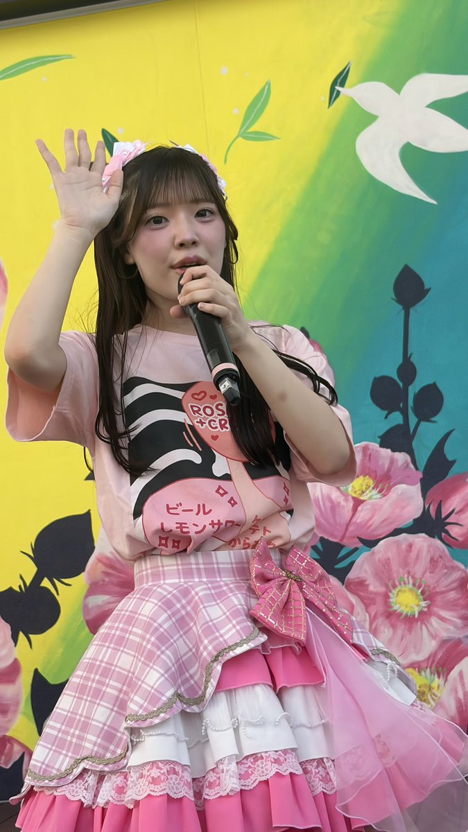 Gf0wh4H8r1zsRLj's tweet photo. 10/12 The Twinkling Street vol.53 1部

りのちゃん🩷

今日は時間次第では参戦できない感じだったけど、1部だけでも参戦できて、りのちゃんに会えて嬉しかった😊

6月ぶりのアルティエ参戦！写真映えするし、今回もいい写真撮れたかな👍 https://t.co/1crPekJSv0