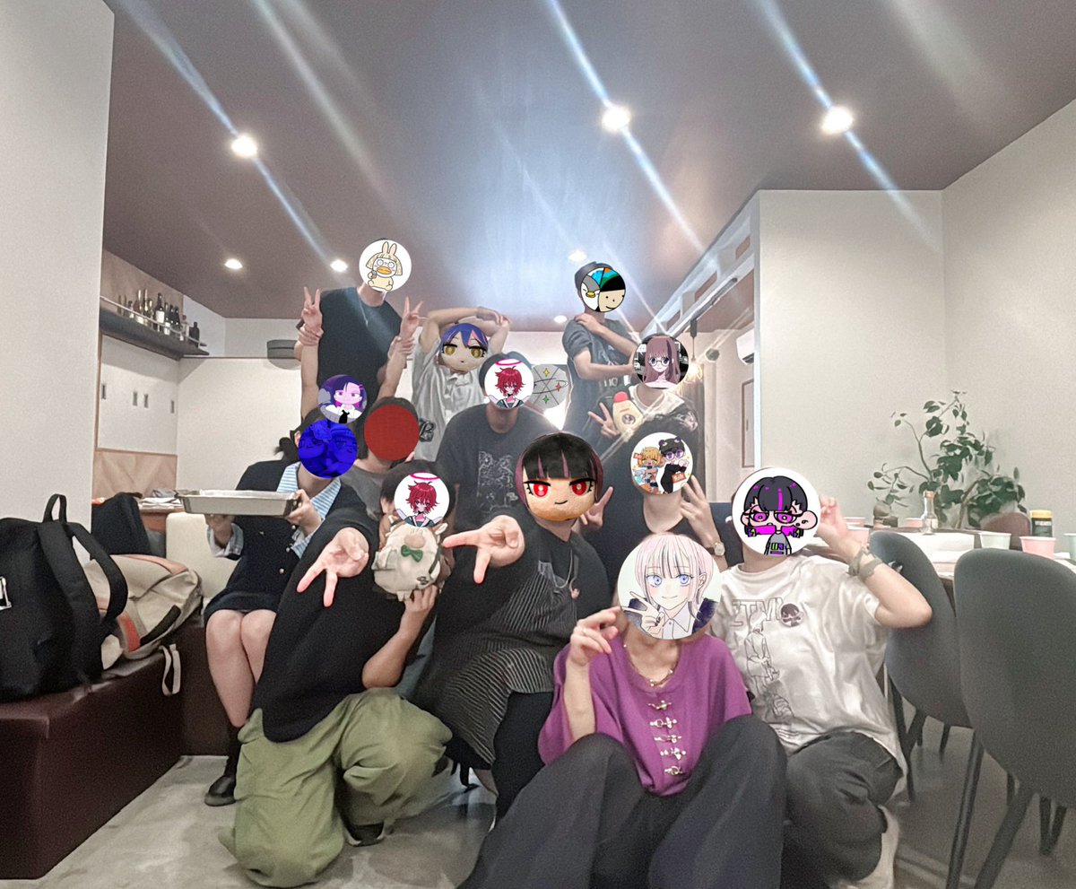 pontetooooo's tweet photo. てことでぽん優飯会！！
肉はでけぇし人は多いし絶対ミスれん緊張から仕事する気持ちで臨みました！
1番心配だったメインもめちゃんこ上手に出来て大満足👏👏
次回は関東で開催予定なんで夜露死苦💪💪 https://t.co/dq4vTsVghP