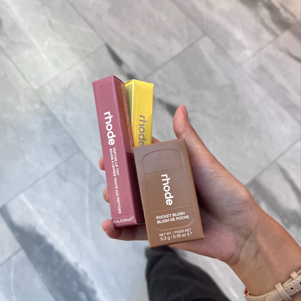 dkyeomiea's tweet photo. new makeups yahoo 🕺🏻 https://t.co/1kkf1SCD7Z
