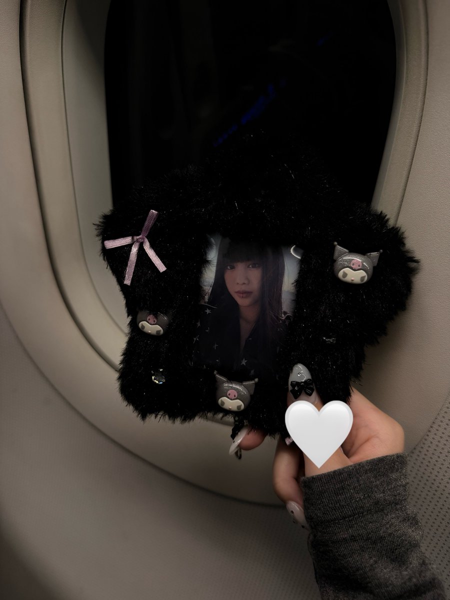 nattyktty_'s tweet photo. 집에 가고 싶지 않아요.. https://t.co/g4MgHQgx1K
