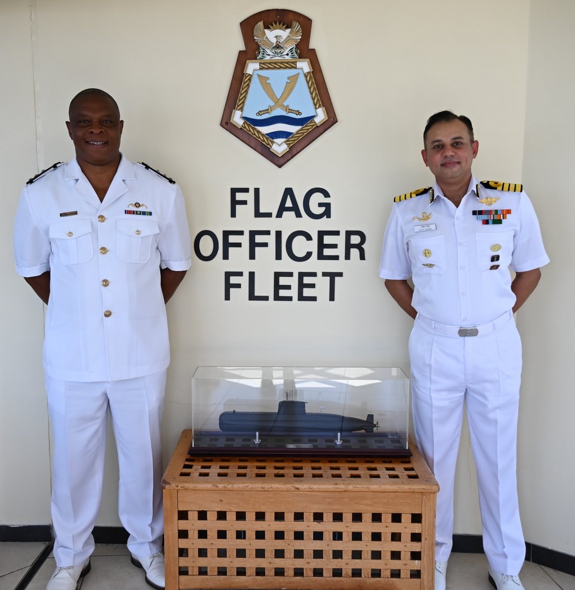 indiannavy's tweet photo. 𝗧𝗵𝗿𝗲𝗲 𝗡𝗮𝘃𝗶𝗲𝘀. 𝗧𝗵𝗿𝗲𝗲 𝗖𝗼𝗻𝘁𝗶𝗻𝗲𝗻𝘁𝘀. 𝗢𝗻𝗲 𝗦𝗵𝗮𝗿𝗲𝗱 𝗠𝗮𝗿𝗶𝘁𝗶𝗺𝗲 𝗘𝗻𝗱𝗲𝗮𝘃𝗼𝘂𝗿
 🇮🇳🇧🇷🇿🇦 #BridgesofFriendship 

#INSTarkash arrived at Simon’s Town, South Africa, on 11 Oct 26 to participate in #IBSAMAR_IX, with the Brazilian and South African Navies.

Upon arrival, the Commanding Officer called on RAdm Handsome Matsane, Flag Officer Fleet, South African Navy. Discussions focused on #maritimesecurity and mutual cooperation at sea.

The exercise will feature joint training and professional engagements, enhancing interoperability and strengthening maritime cooperation among the three Navies.

#StrongerTogether 
#MaritimeCooperation 
#IBSAMAR2026

https://t.co/lUjc7hcice

@SpokespersonMoD
@hci_pritoria
@IN_WNC @SANDF_ZA @marmilbr