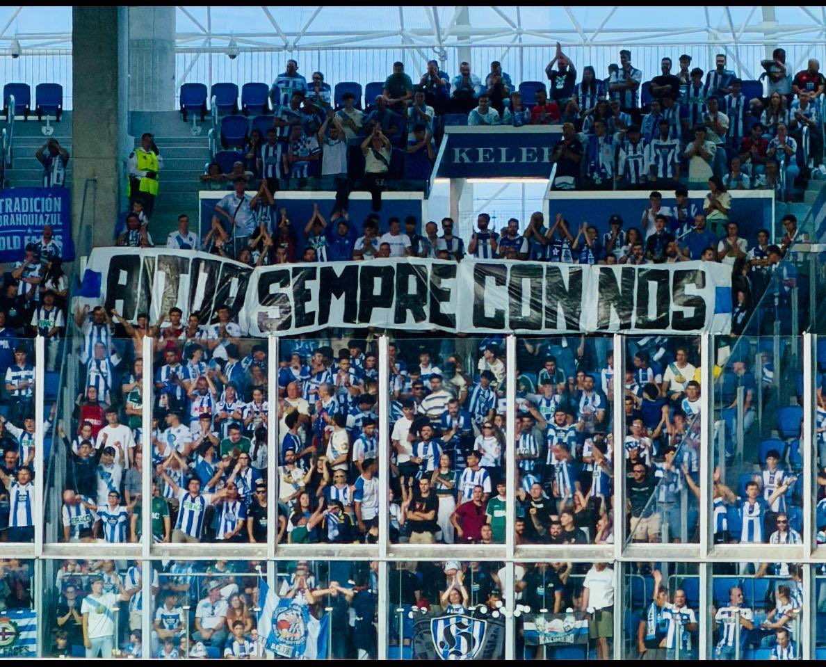 RB1987Oficial's tweet photo. A memoria tamén é parte da loita antifascista.

Esta fin de semana rendemos homenaxe a Aitor Zabaleta. Porque non esquecemos a quen nos arrebatou o fascismo nin deixaremos que caian no esquecemento.

AITOR E JIMMY, ETERNOS NA NOSA MEMORIA! https://t.co/8zPvh3ZrLZ