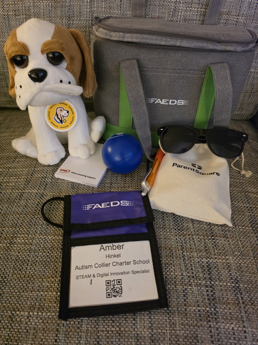 Hinkels_Hangout's tweet photo. FCITL at FAEDS: Came for the EdTech board meeting, stayed for the welcome reception and networking dinner.
#FCITL #FAEDS2026 #EdTechLeaders #FloridaEducators #ConferenceVibes #DistrictTech #EdTechInspiration #OrlandoEvents https://t.co/uTREBF7Q6O