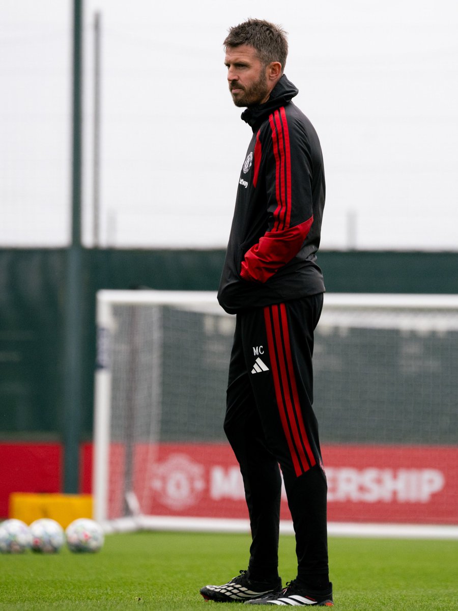 ManUtd's tweet photo. Raising our levels 📈 https://t.co/ZjKQO8ztRt
