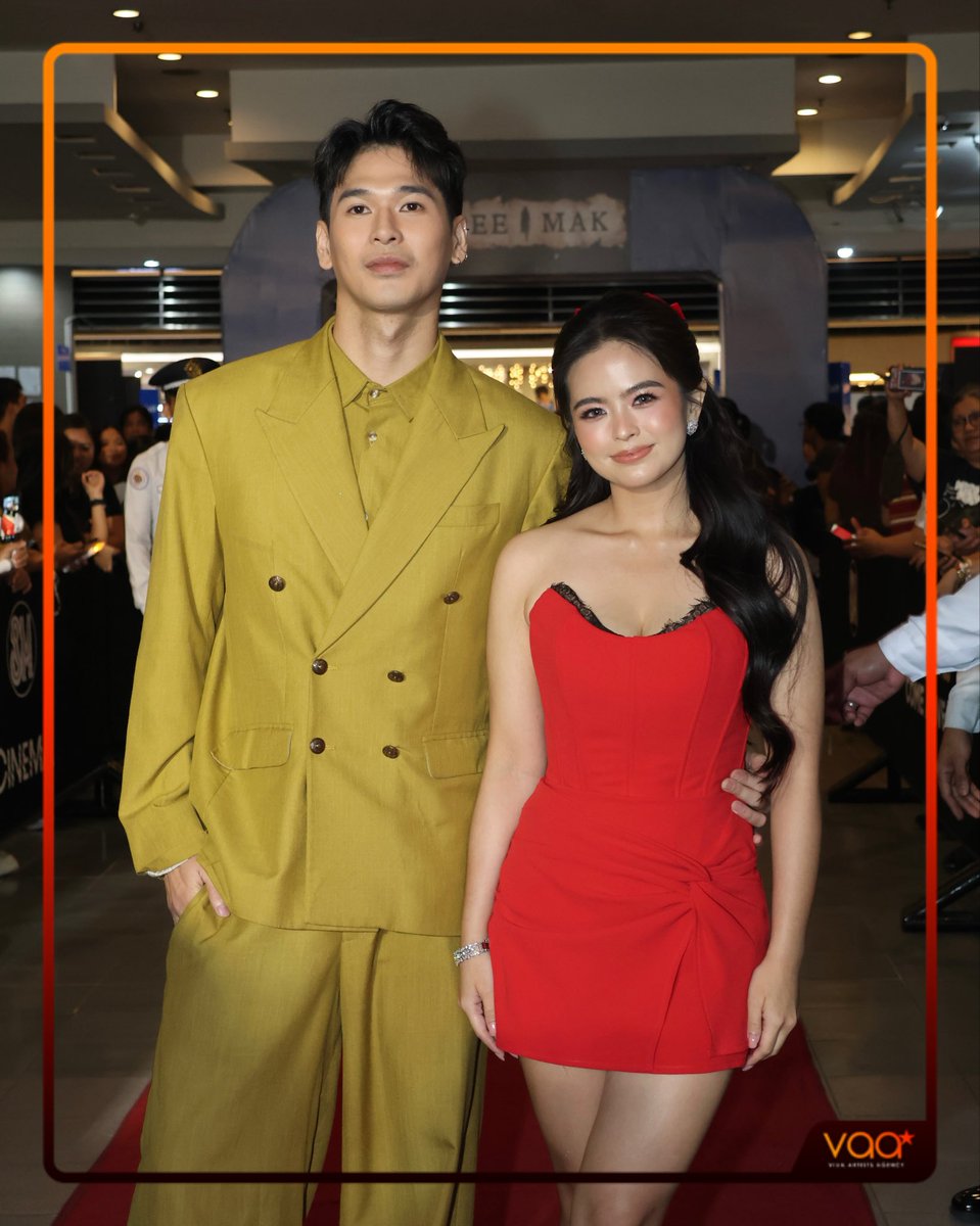 VivaArtists_'s tweet photo. #WilBea at the Red Carpet Premiere Night of PEE MAK PH! 🫶🏻💫

PEE MAK, showing in cinemas nationwide  this 𝗢𝗖𝗧𝗢𝗕𝗘𝗥 𝟭𝟰!

#PeeMakPH #WilbertRoss #BeaBinene https://t.co/4lngotXLNp