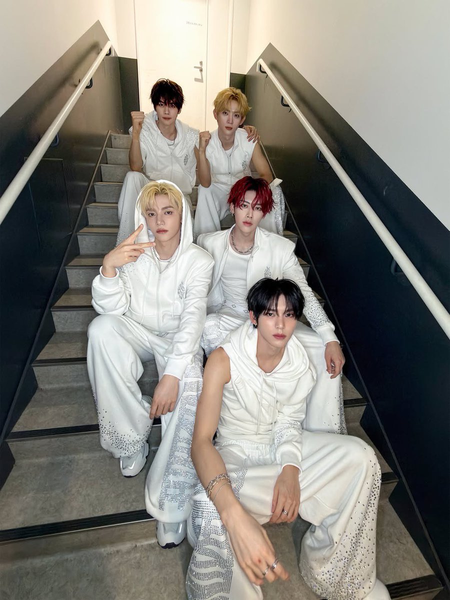 kikohao0725's tweet photo. 愛しい5人の喜ぶ顔が見たいです🥹💓
今年も頑張ろう✨✨

 #2026MAMAVOTE
 #AND2BLE https://t.co/W2KJrhV1n9