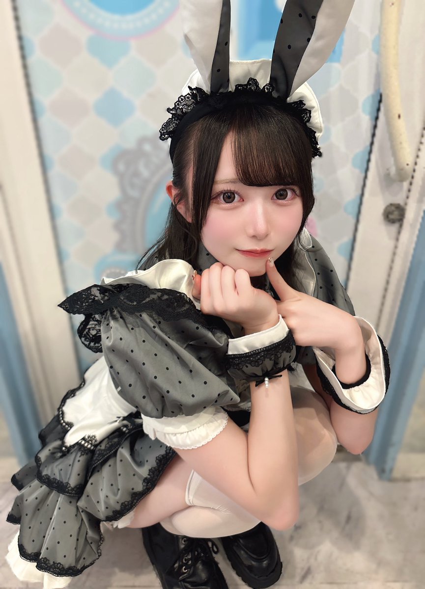 antl_rei's tweet photo. ウサギと私は寂しくさせないで ❤︎ https://t.co/g3afwtwzmz