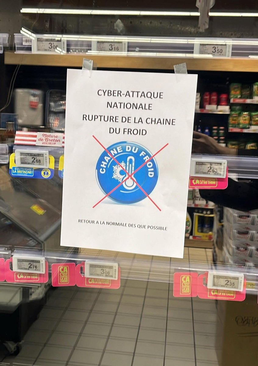 _SaxX_'s tweet photo. Quelle folie... les conséquences de la cyberattaque sur la chaîne du froid en France... +600 supermarchés concernés pcq des frigos sont connectés à internet ! https://t.co/Y4qDPzR20i