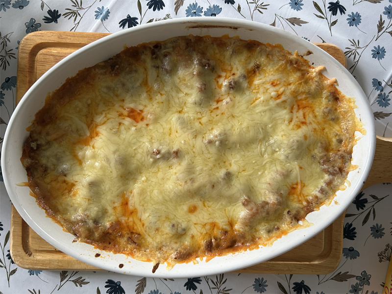 PS4Ron's tweet photo. Since i got the new #Garfield game #GarfieldEscapeFromMonday today i made some #lasagna for dinner, it was purrfect 😺 https://t.co/jIthIQjLzK