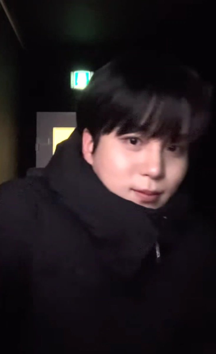 mars_tarock's tweet photo. 최종호는 겨울이 퍼컬인가?
겨울만 되면 아가가 평소보다 더 귀여워져 https://t.co/0wbRmzebI2