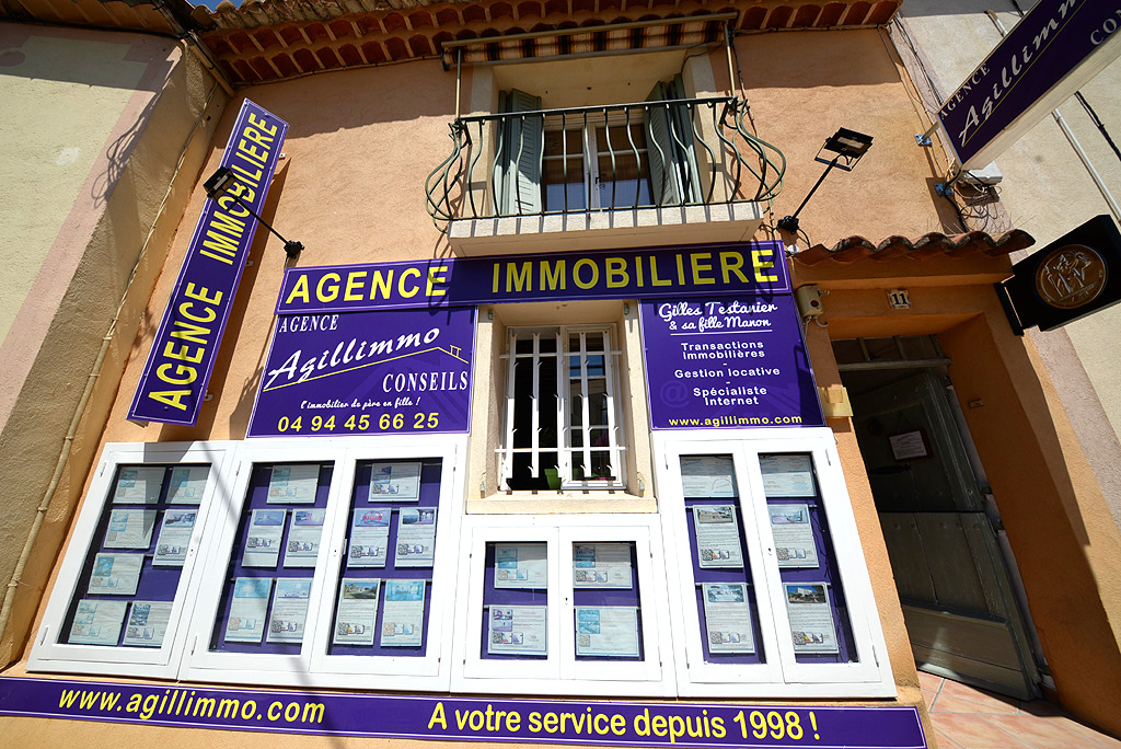 AGENCEAGILLIMMO's tweet photo. Nouvelle promesse de vente signée pour une maison à Fréjus
Un bien à vendre ? ☎️ 06 60 77 66 25
https://t.co/du5O4Wg8pb
#immobilierfrejus #frejus #fréjus #saintraphael #pugetsurargens #roquebrunesurargens #vendresamaison #maisonavendre #var #agillimmo #agenceimmobiliere https://t.co/mQ0fnO3lFv