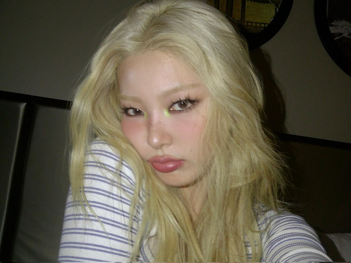 yoonchaelogy's tweet photo. https://t.co/uUHp7r8rFn
