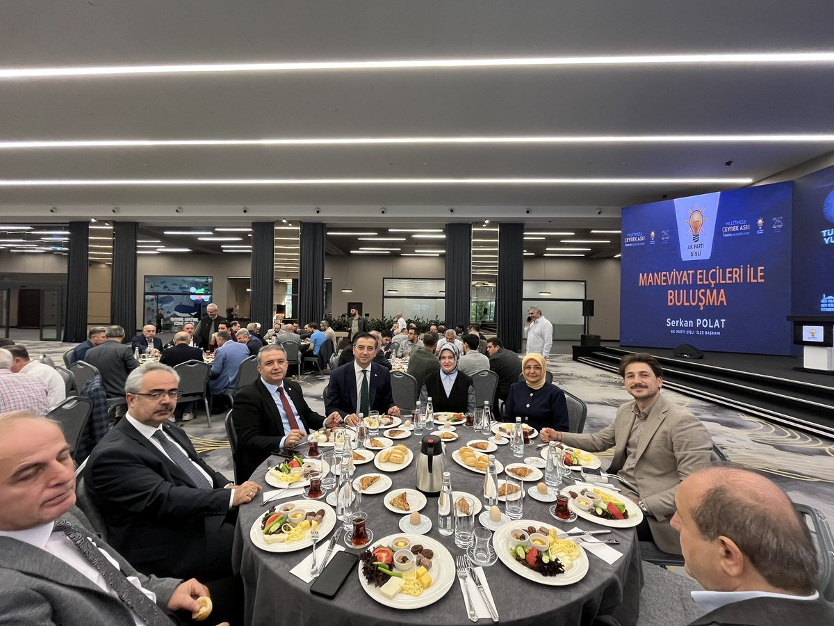 AKKadinSisli's tweet photo. Camiler ve Din Görevlileri Haftası vesilesiyle, İlçe Başkanımız Serkan Polat’ın katılımlarıyla düzenlenen kahvaltı programına Kadın Kolları olarak katılım sağladık.

Manevi değerlerimizin yaşatılması ve toplumsal  adına gerçekleştirilen programda emeği geçenlere teşekkür ederiz. https://t.co/KHKL1UYykE