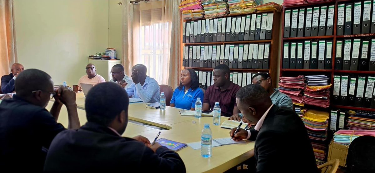 UegclOfficial's tweet photo. UEGCL Engages Stakeholders on Proposed Maziba HPP Rehabilitation

Today, the Uganda Electricity Generation Company Limited (UEGCL) engaged Kabale District leaders and Kabale University on the proposed rehabilitation and potential upgrade of Maziba Hydropower Plant (HPP).

The engagement focused on exploring how the project can deliver value beyond electricity generation by creating opportunities for local participation, strengthening indigenous technical capacity, enhancing UEGCL’s project development capabilities, and stimulating regional economic growth.

#UEGCL #MazibaHPP #EnergyForDevelopment