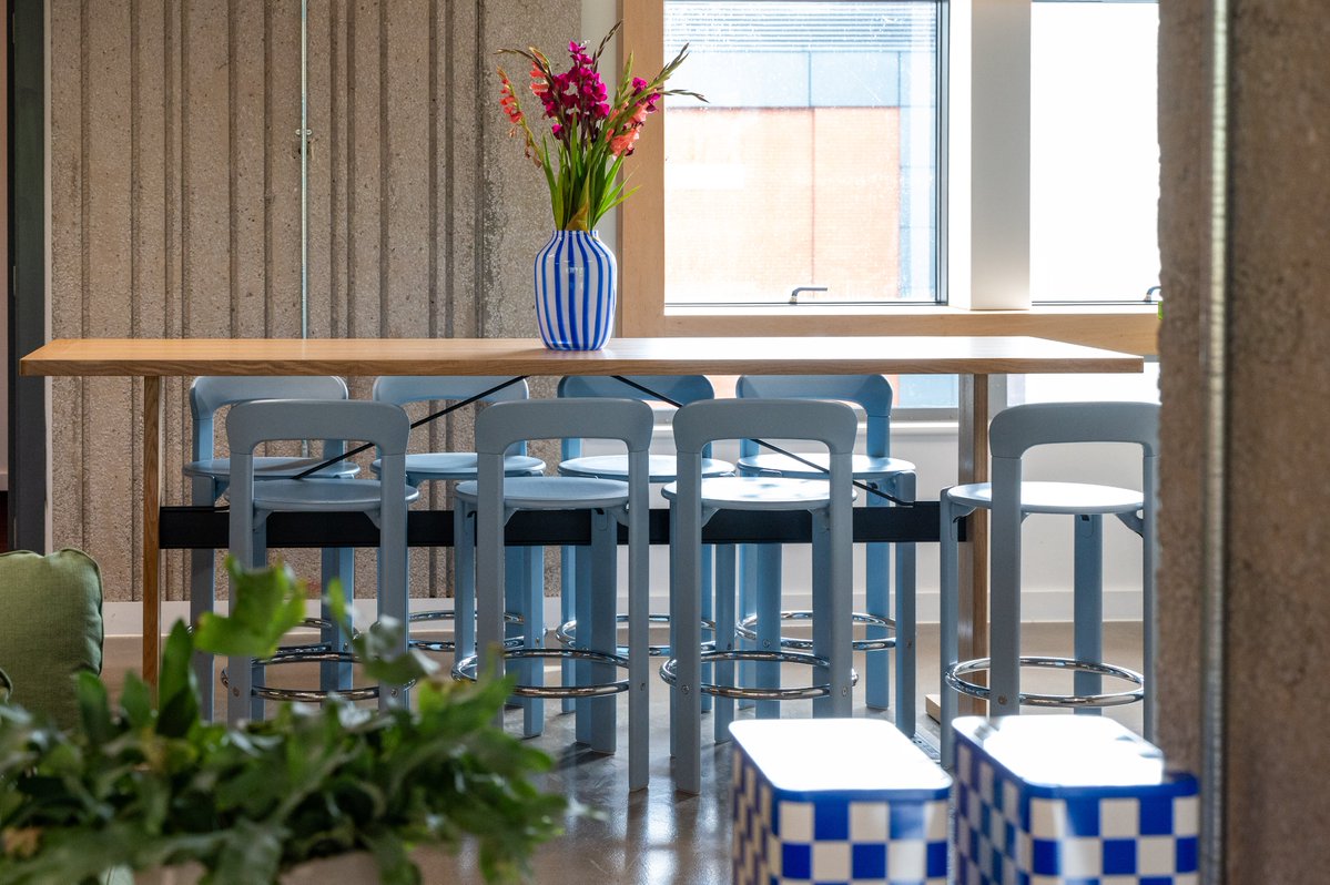 Workspacedb's tweet photo. The BCO Refurbished/Recycled Workplace Award for Civic! 

We’re proud to have played our part in transforming this landmark building into a modern, sustainable workspace that puts new life into the heart of the town.

A great project and a well deserved win for all involved! https://t.co/0MKC2W4vwv