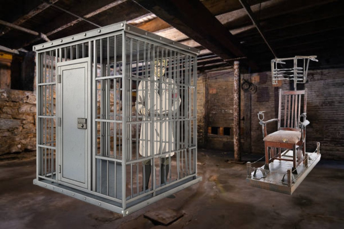 hairyukes's tweet photo. idk if I let him out to pee or keep him locked inside for a little longer https://t.co/oQx568NwQF