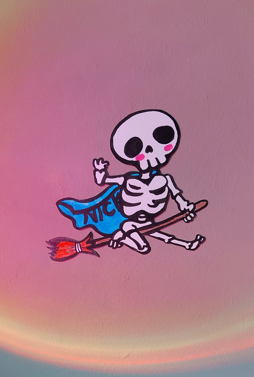 lua_ruby's tweet photo. Halloween drawings have started 💀 https://t.co/d2yWXhHfAu