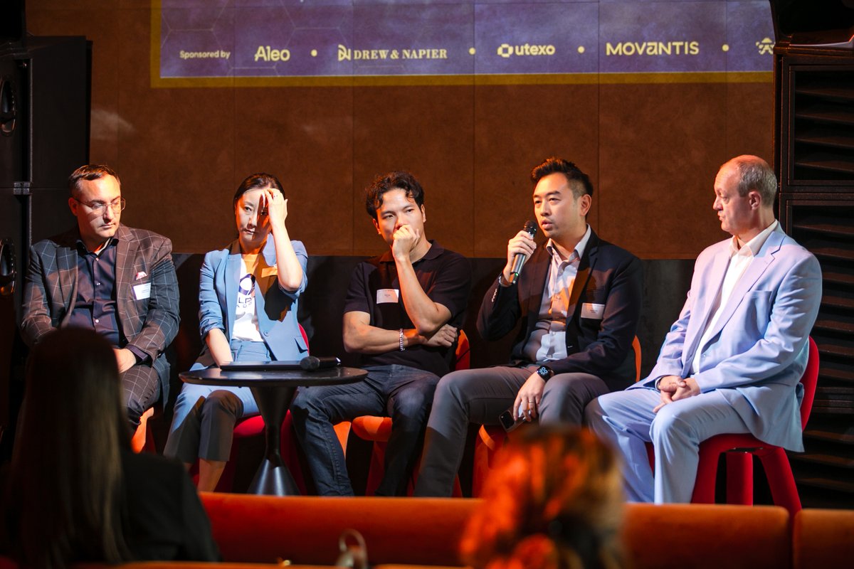 MerkleScience's tweet photo. 🇸🇬 That’s a wrap on Merkle Meet Singapore.

Thank you to everyone who joined us during Token2049 for an afternoon on MAS vs. MiCA, stablecoins reshaping APAC payments, RWA tokenization, and crypto crime across the region.

Huge thanks to @sumsub, Drew & Napier, @movantis_global, @utexocom, and @AleoHQ, and to every speaker and attendee who made the day count.
