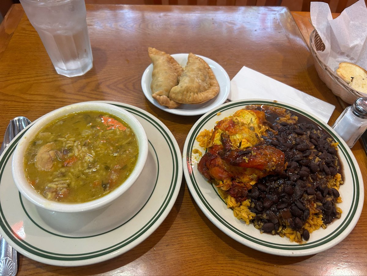 blennnbo's tweet photo. Had the best cigarette of my life in the rain after ordering one hundred million dollars ($25) worth of food from the cuban spot run by two extremely old women https://t.co/k5uLOcPdRU