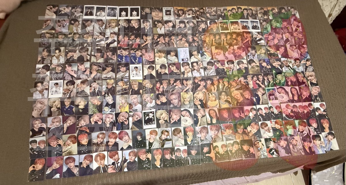 EJNicho97_'s tweet photo. #lunémails 💌

Finally, received all the photocards I bought over the last three months🥹❤️

ps. three months isn't a long time to spend that much money ㅋㅋㅋㅋ

Love you❤️❤️❤️ #andTEAM https://t.co/irZJ9PjBHc