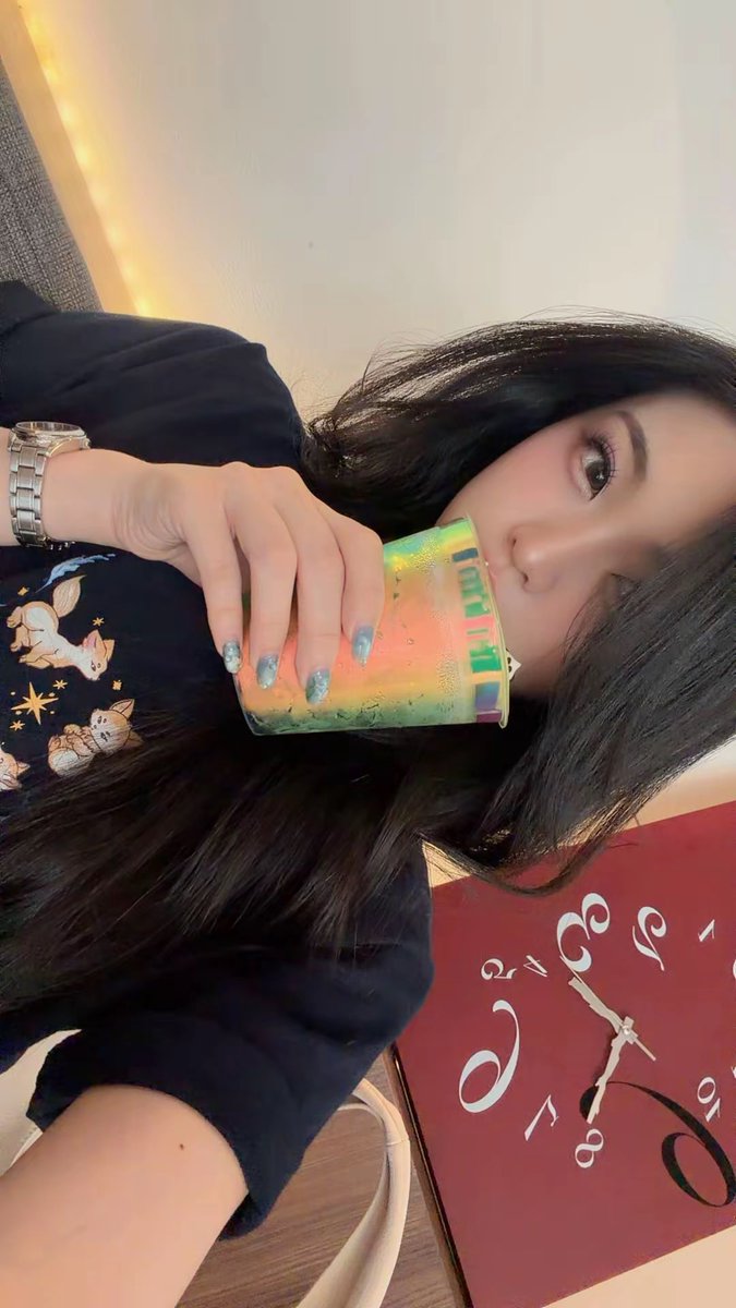 Y_CynthiaJKT48's tweet photo. #Cynin supaya semangat di sisa hari yang tinggal 3 jam 😁😁😁 https://t.co/542KiE6fO4