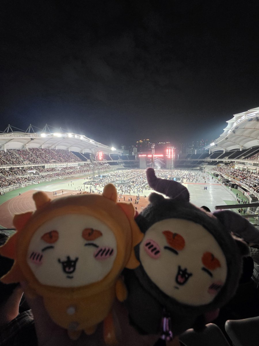 shyshisa's tweet photo. 사실 어제 끝내주는 곳을 갔다옴 시사랑 함께여서 즐거움이 두배 또 가고싶다아 https://t.co/oMRdz2WdGK