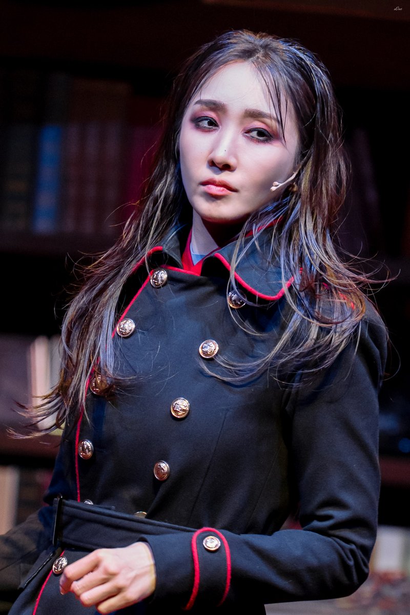 z0ne317's tweet photo. 261010 밤 뮤지컬 미드나잇 : 앤틀러스
커튼콜

비지터 役| #김려원 https://t.co/Vrln2jV1VX