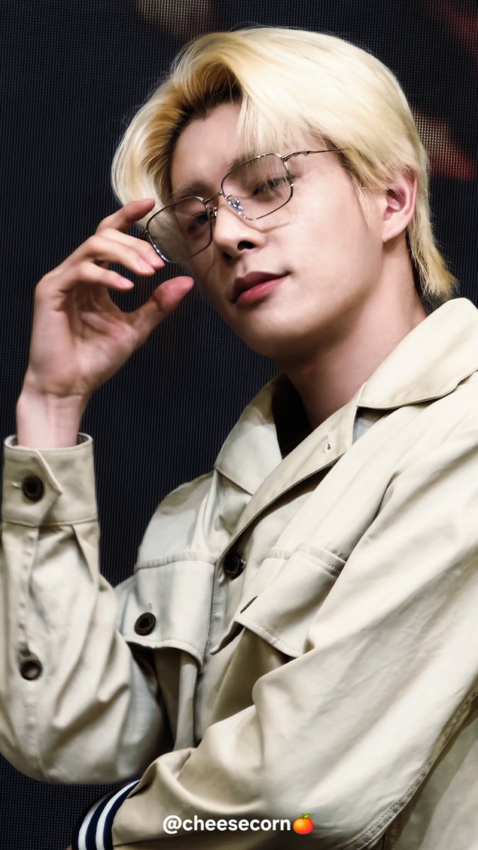 cheesecorn1021's tweet photo. 261011 MakeStar 台北

帥帥的載倫

#ENHYPEN_JAKE 
#ジェイク #심재윤 #제이크 https://t.co/8k1KNjP1hn