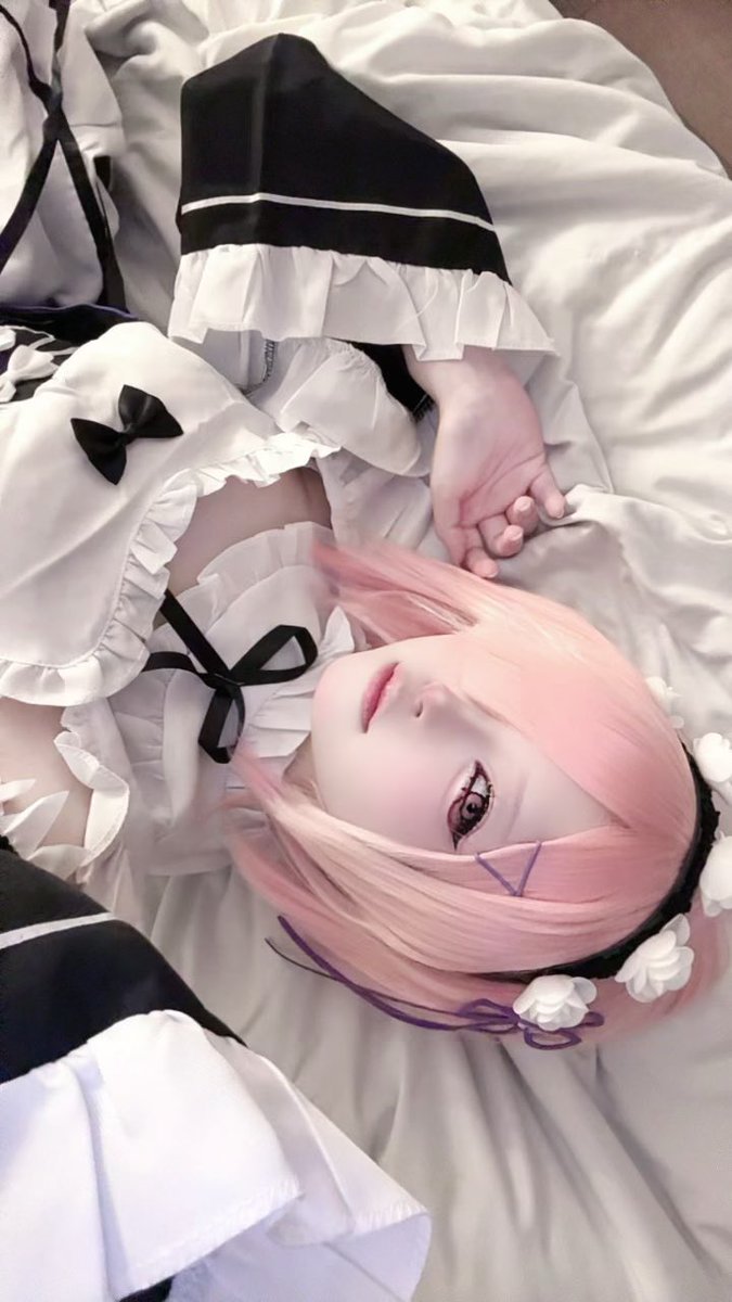 sia_getplan's tweet photo. ウィッグセットしてない低クオだけど💧 #リゼロ #コスプレ #リゼロコスプレ #ラム https://t.co/Gb7ouDk9BN