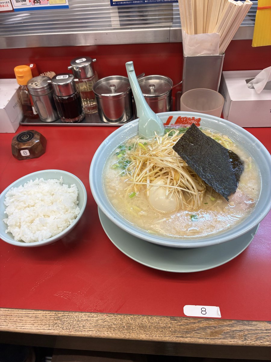 makima6910's tweet photo. パチ負け飯ニンニククソ入れたった https://t.co/RnlNa1WF8v