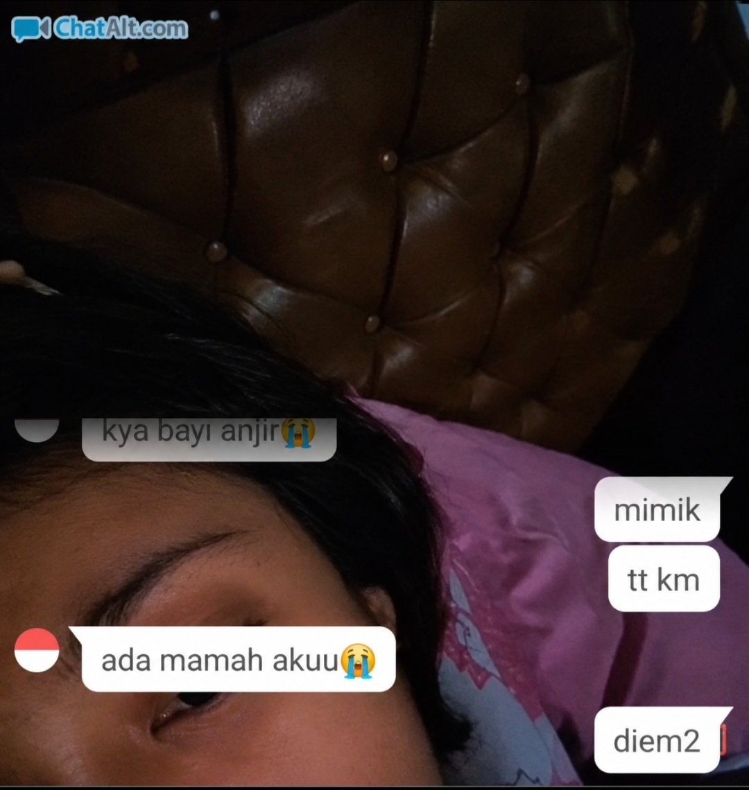 Ometeve212's tweet photo. Ometv diemm ada emaknya ternyata 

https://t.co/FI3qA7NBAe https://t.co/wnZrr9JdGW