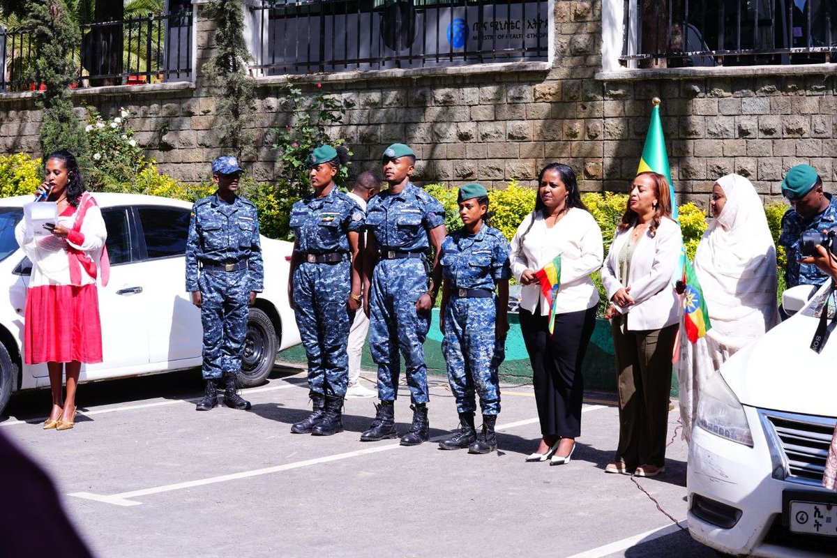FMoHealth's tweet photo. የ2019 የሰንድቅአላማ ቀን “ሰንደቅአላማችን ለህብረብሄራዊ መግባባት እና ለአንድነታችን” በሚል መሪ ሃሳብ በጤና ሚኒስቴር ተከበረ።
https://t.co/qm3z5WjeBV https://t.co/64liJR5POY