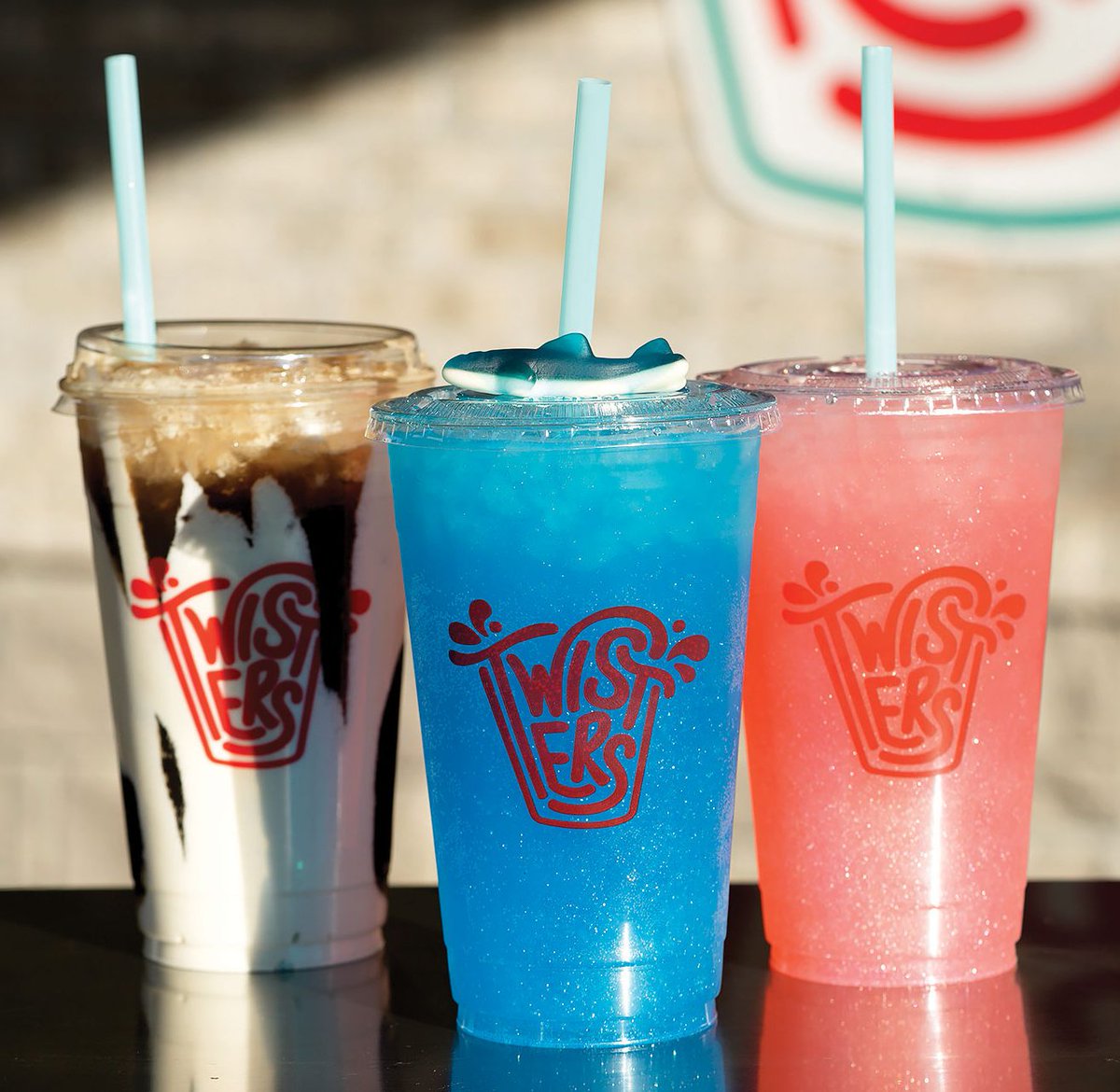 FORUMTalk's tweet photo. 🎉This weekend!

Sip, socialize, and celebrate at FORUM’s Community Day! Make sure to come thirsty for a refreshing drink from Twisters Soda Bar! 😋

Learn more about Community Day here: https://t.co/mrVaNZLYxN https://t.co/akv6zCItJt