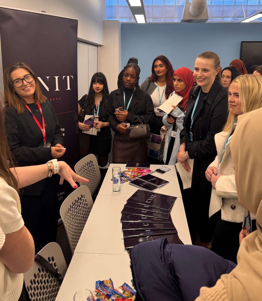 UnitChambers's tweet photo. We recently attended The University of Law’s Pupillage Fair in Manchester. 👋

It was great to meet students interested in a career at the Bar, with our pupil barrister Isabella Lloyd also taking part in the panel discussion to share her experience of the pupillage process. https://t.co/A4baHMnEmb