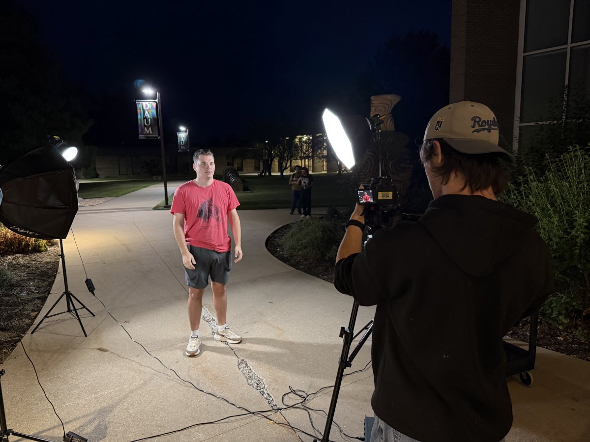 sfccmo's tweet photo. A little light makes a big difference! 🎥💡

SFCC Media Productions I students put three-point lighting techniques into practice, learning how to create well-lit shots in both indoor and outdoor settings. https://t.co/diHR6GDlUF