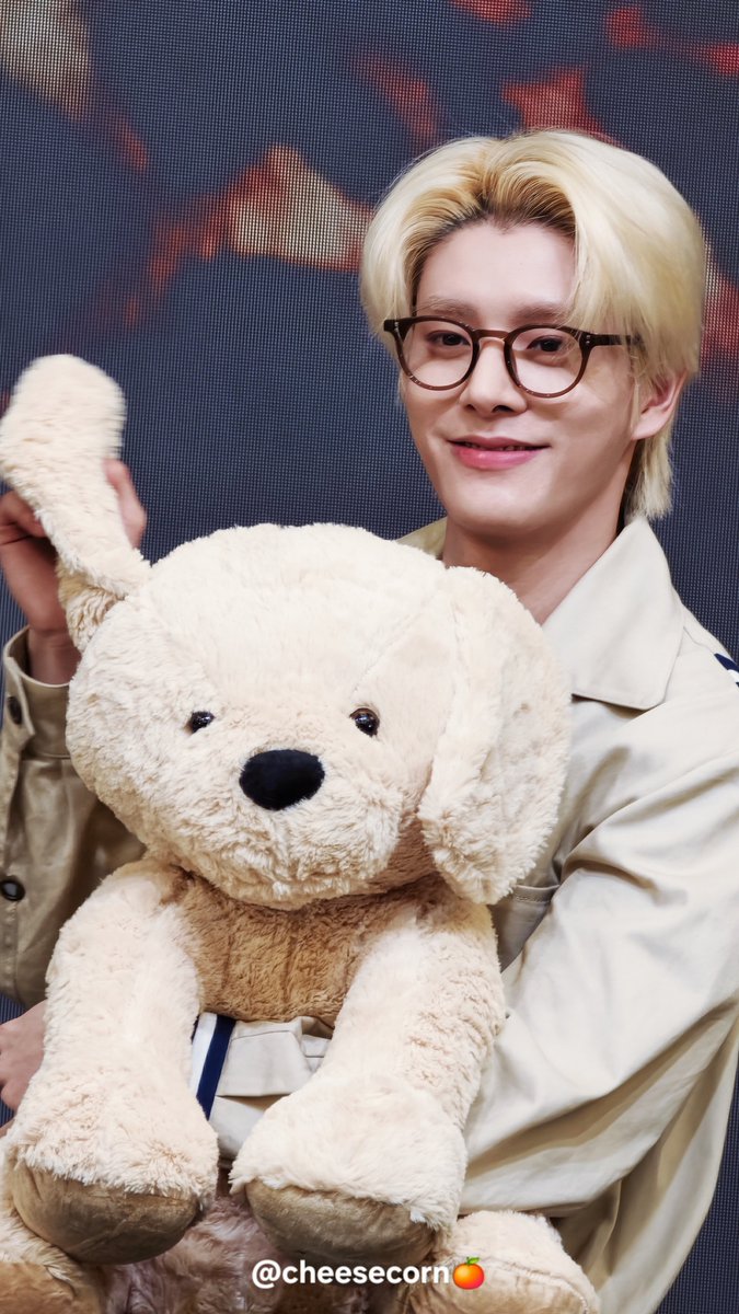 cheesecorn1021's tweet photo. 261011 MakeStar 台北

可愛的載倫

#ENHYPEN_JAKE 
#ジェイク #심재윤 #제이크 https://t.co/mCsJpSXuhD
