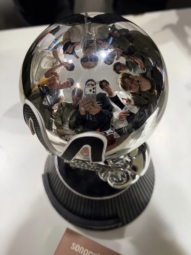 Junkyunii's tweet photo. อยากเห็นภาพแบบนี้กันอีกมั้ยทุกคนน มาโหวตให้น้องสมบัติกันคับ 

IF TREASURE SAY ONE, WE NUMBER ONE น้าาา 

#2026MAMAVOTE #TREASURE https://t.co/1pj6KuYvQE