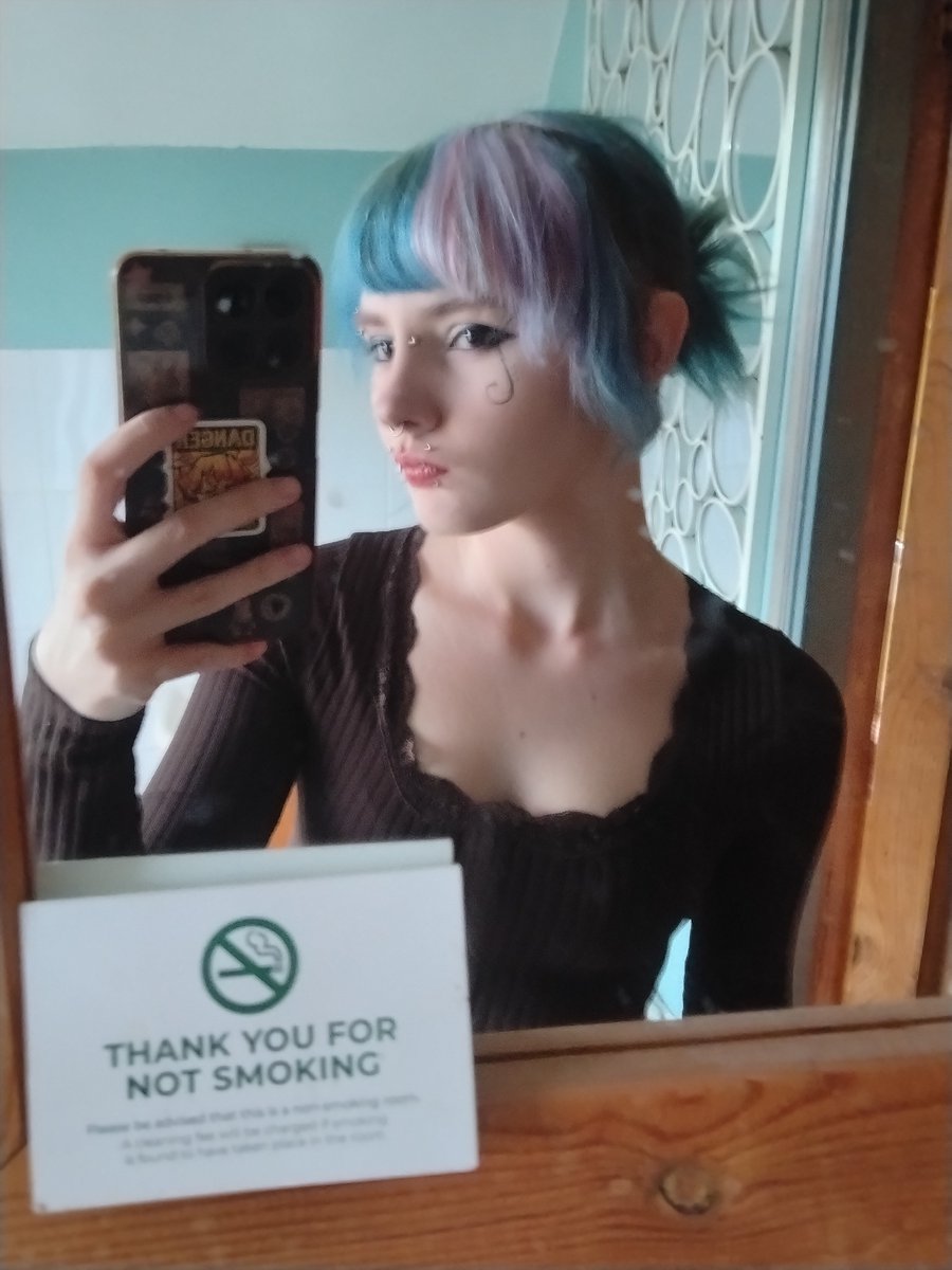 viicxtwt's tweet photo. is ts tuff or gay lmk https://t.co/kwkNq17tzk